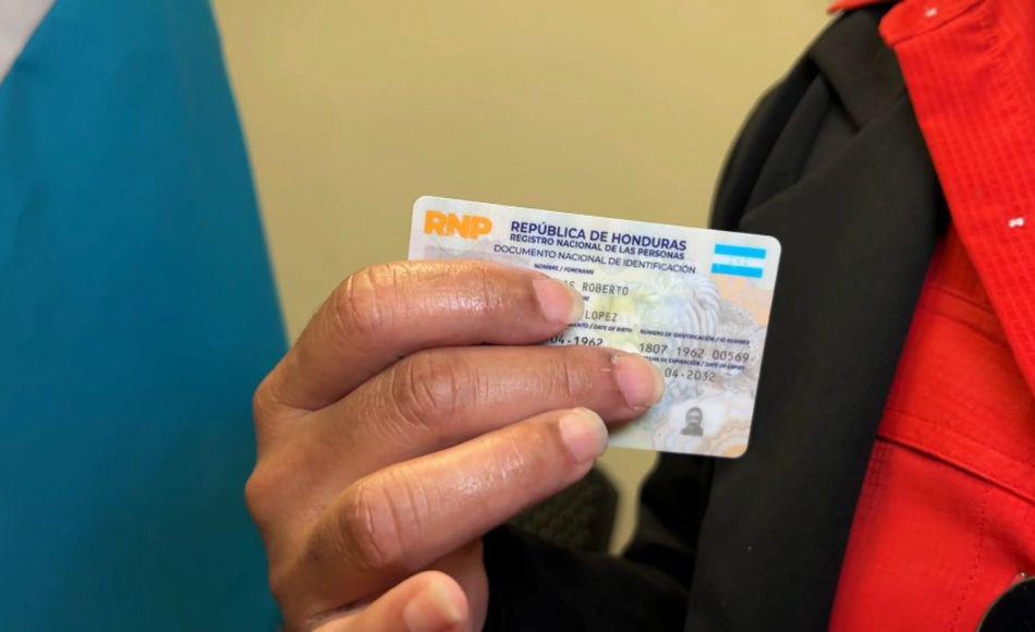 El RNP informó a los hondureños que quienes han extraviado su nuevo documento de identificación podrán recuperarlo a través de los registros cívicos municipales.