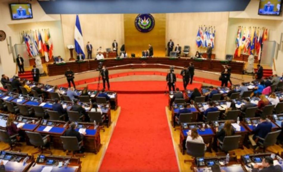 Congreso salvadoreño se niega a homenajear a víctimas de invasión a Ucrania