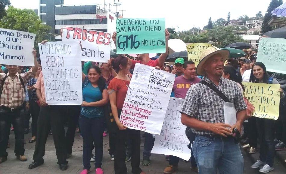 Educación halla inconsistencias en más de 1,500 acuerdos de maestros Proheco