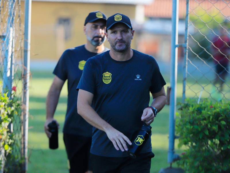 Julio “Palomo” Rodríguez habló del torneo Apertura 2023, la situación de Buba López y los futbolistas que están a prueba con el club.