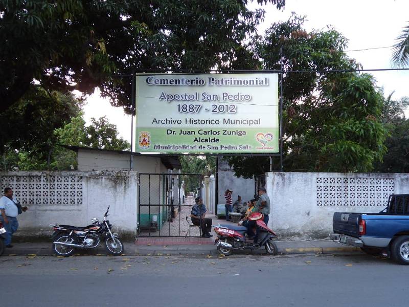Cementerio General San Pedro Apóstol fundado el 23 de enero de 1887.
