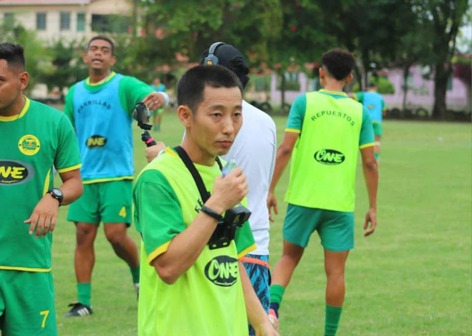 Shin estuvo acompañando al Parrillas One para vivir la experiencia de los entrenamientos en la segunda división.