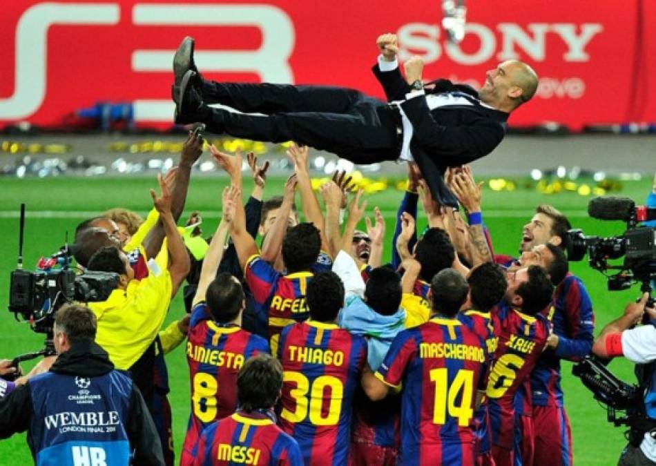 1.BARCELONA<br/>Guardiola inició su carrera de entrenador en el Barcelona donde logró 14 títulos: Liga de España 2009, 2010 y 2011, Copa Del Rey 2009, 2012, Supercopa de España 2009, 2010 y 2011, Liga de Campeones 2009 y 2011, Supercopa de Europa 2009 y 2011 y Mundial de clubes 2009 y 2011.