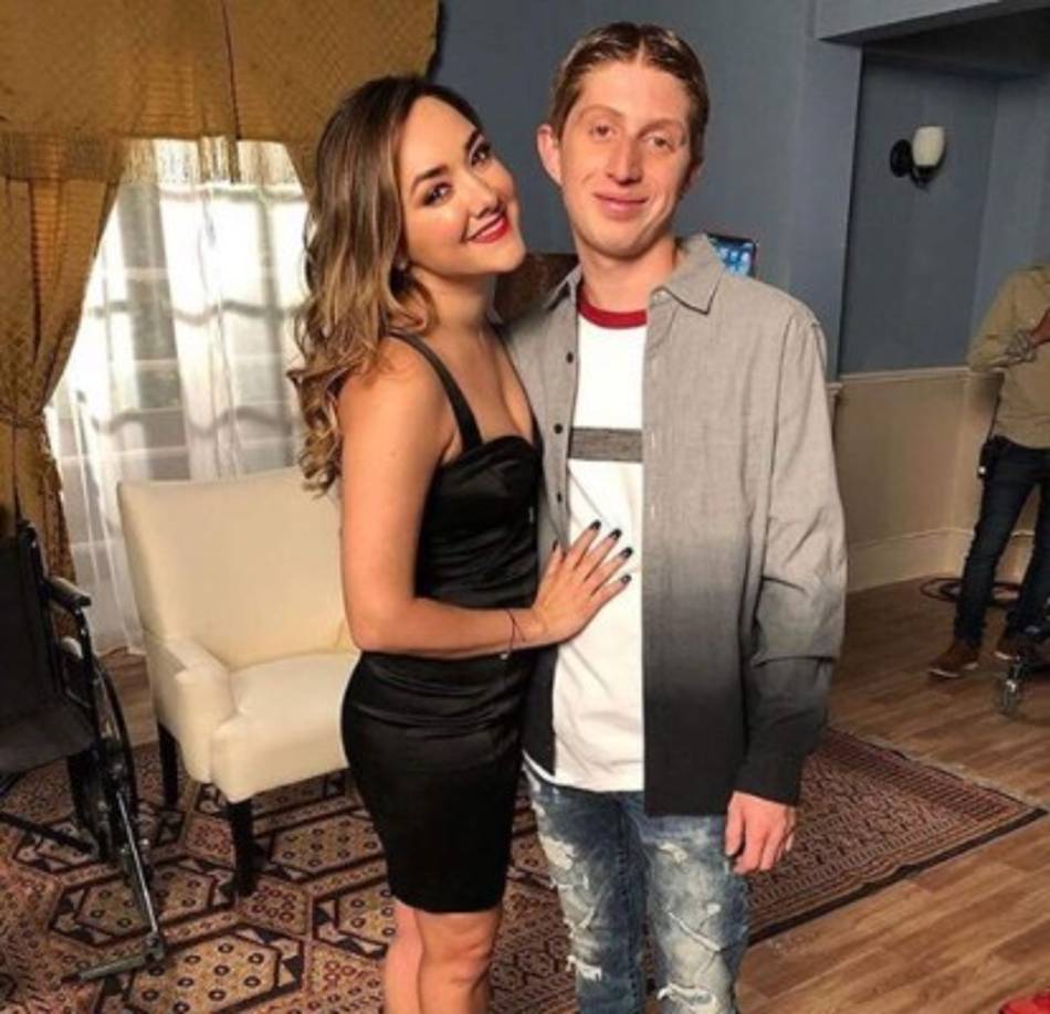 Hace algunas semanas, Octavio confirmó su dudosa participación en 'Vecinos, quinta temporada', y en la que adelantó a Sherlyn como invitada a la serie.