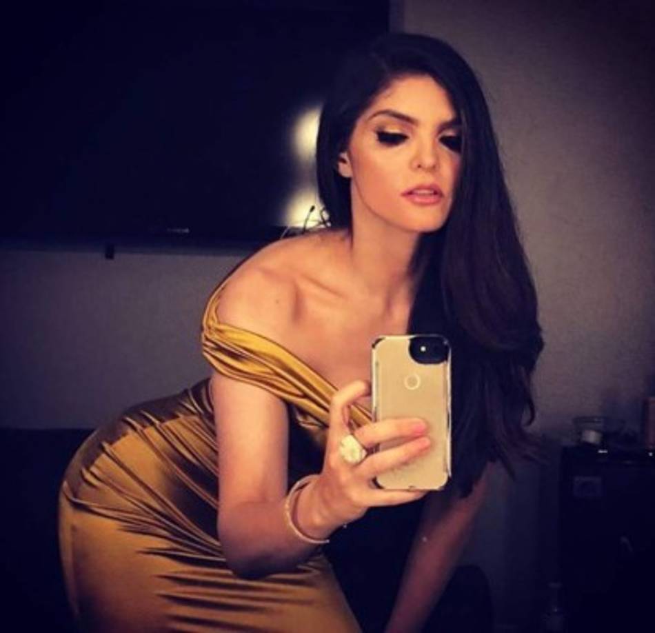 Ana decidió mostrar sus atributos en las redes sociales para dar un borrón y cuenta nueva.