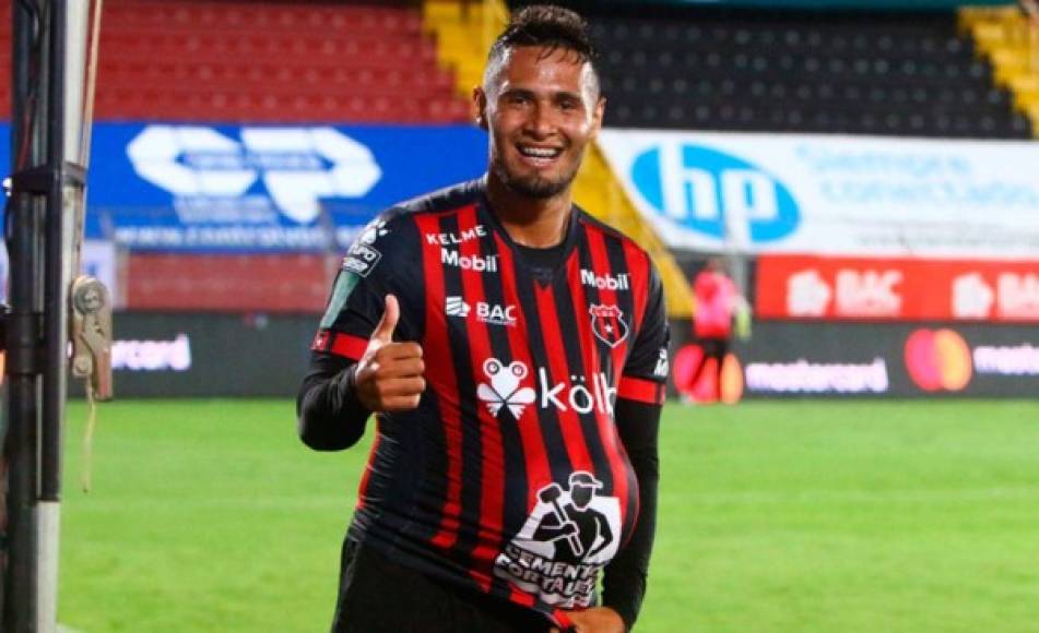 Alexander López: En declaraciones a Deportes TVC, el centrocampista no ocultó su deseo de poder jugar en la primera división de México. Cabe señalar que su contrato con Alajuelense finaliza en el próximo mes de junio del presente 2021.