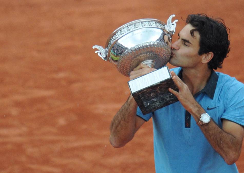 Al año siguiente debutó en dos de los grandes, Roland Garros y Wimbledon, y en la Davis y en el 2000 fue bronce olímpico en los Juegos de Sídney.