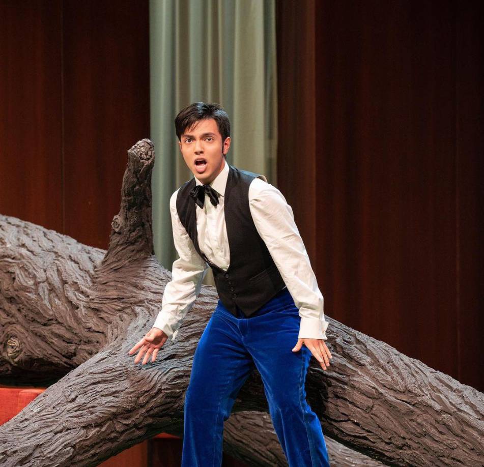 Su potente voz ha sido motivo de muchos halagos, en la que se destaca su flexibilidad y potencia ante los exigentes públicos a los que se ha presentado. 