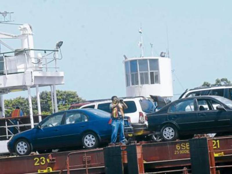 El decreto de amnistía consiste en que todos los vehículos de 2005 hacia atrás solo pagarán 10 mil lempiras de impuesto al Estado.