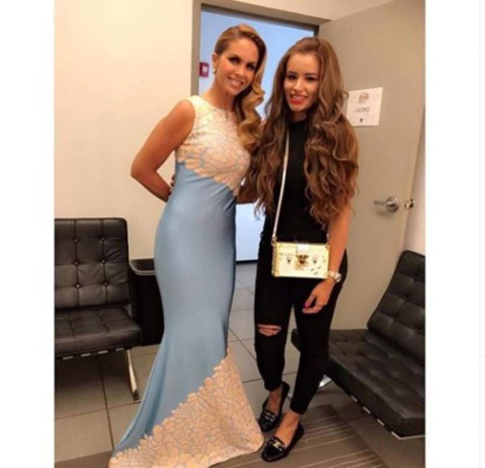 Ana Corona trabajó en varias ocasiones para Lucero.