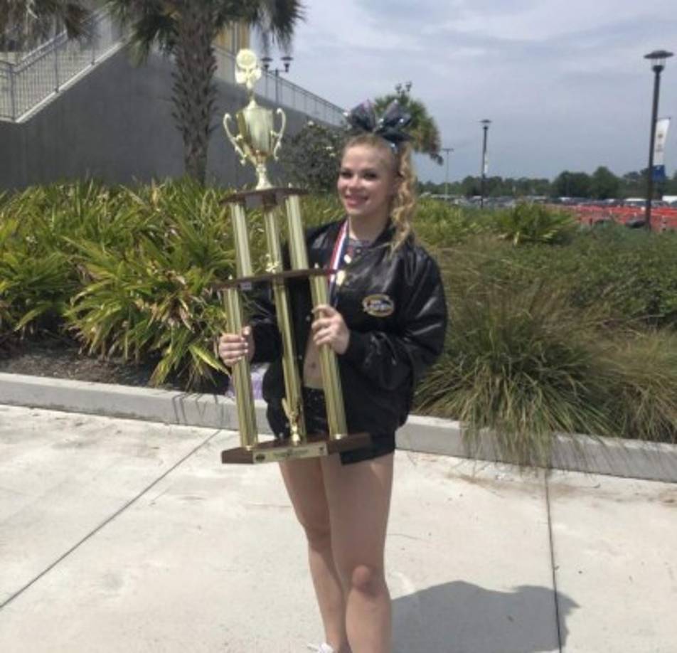 La adolescente era una destacada porrista que había ganado varios torneos locales con su equipo.