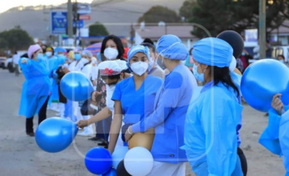 La versión de fuentes médicas del hospital al que fue llevada la universitaria es que llegó sin vida al hospital.