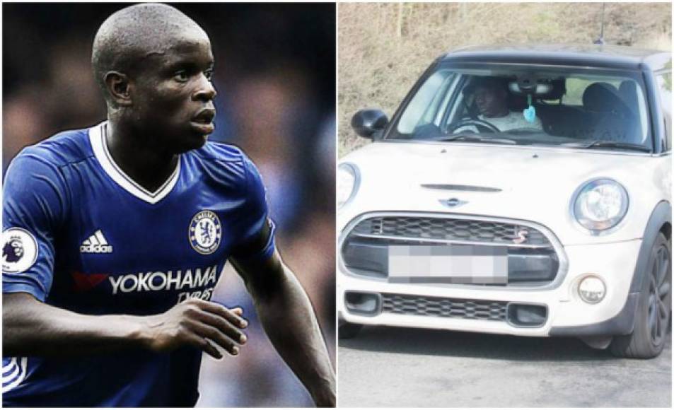 Se hablan de muchos números y millones de euros en la vida, sin embargo, N'Golo Kanté nunca perdió la humildad. Ni siquiera estando en el Chelsea, donde cambió la scooter que lo acompañó en sus primeros momentos por un sencillo Mini Cooper. Como él mismo lo manifestó, nunca le importaron los autos, porque 'de joven, no tenía la ambición de tener uno'.