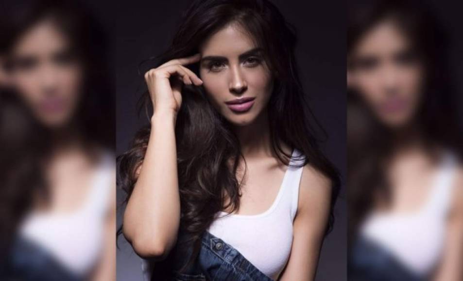 Romeo Santos está causando sensación con su nuevo video, y parte del éxito es por su co-potagonista, la sexy modelo Jessica Cediel.<br/>Conoce un poco más de la colombiana que acompaña al neoyorquino en su hit 'Imitadora'.<br/>