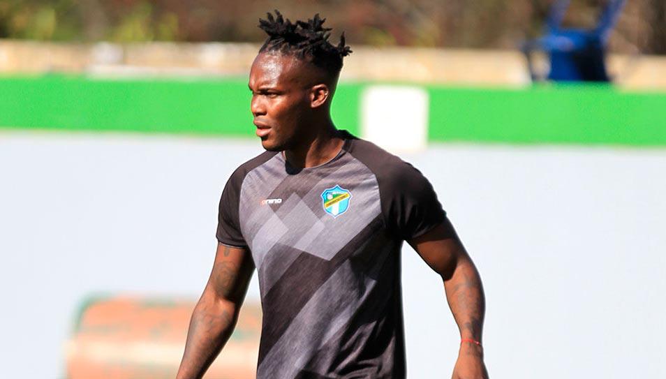 Dos equipos hondureños se disputan el fichaje de Rubilio Castillo tras su salida del Comunicaciones