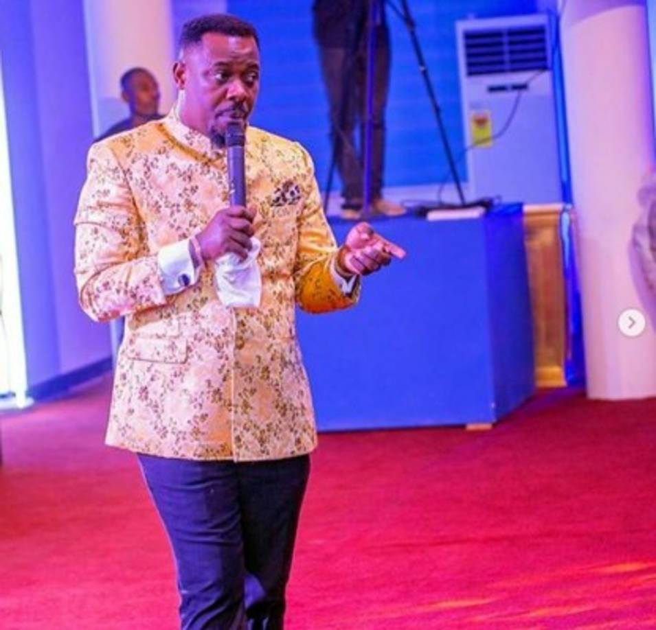 Nigel Gaisie dijo que está dispuesto a revivir a Kobe y a Gianna a cambio del 10% del patrimonio neto del exjugador de Los Ángeles Lakers.