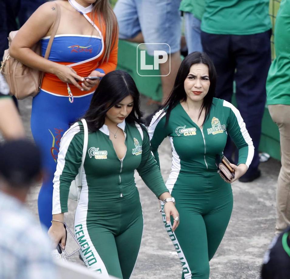 Bellas edecanes fueron sensación en el ‘Clásico de las emes’ Marathón-Motagua.