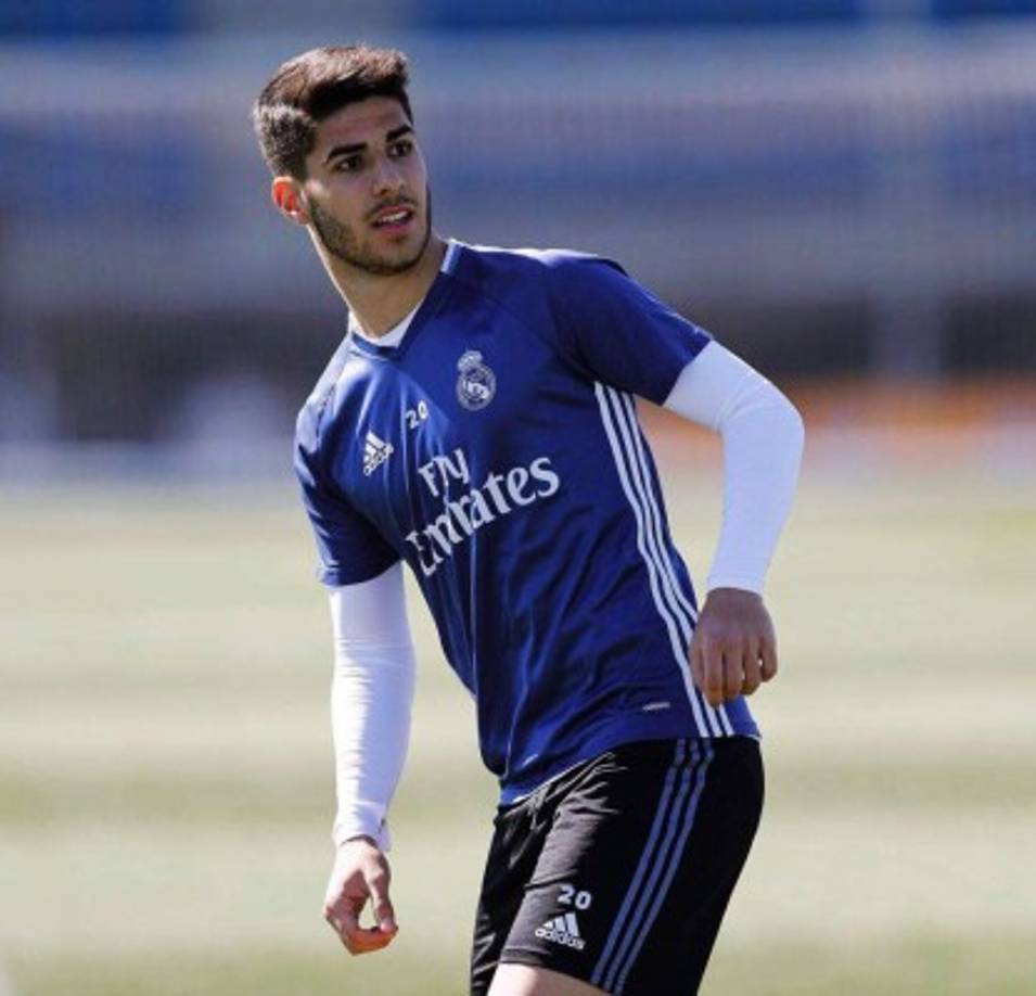 En los próximos días se hará oficial la renovación de Marco Asensio con el Real Madrid hasta 2023 tras el acuerdo alcanzado por los dirigentes del club blanco y los representantes del jugador. Esta será la segunda ampliación y mejora del futbolista en menos de un año. Su cláusula sube hasta los 350 millones.