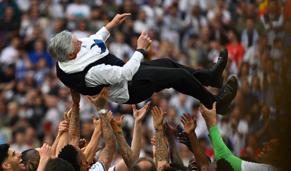 Ancelotti hace historia en el fútbol tras el título de Liga conquistado con Real Madrid