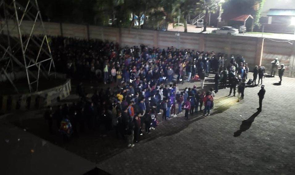 Rescatan a 688 migrantes ocultos en hoteles de Puebla