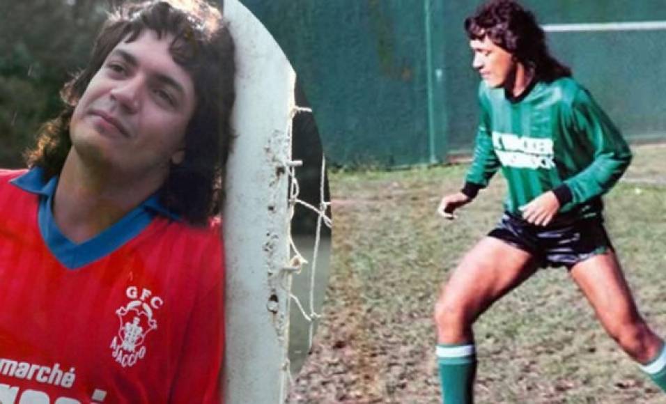 Veinte años de carrera profesional. Once equipos y ningún gol. Esta es la historia de Carlos Kaiser, el jugador brasileño al que le encantaba ser futbolista pero odiaba jugar con un balón.
