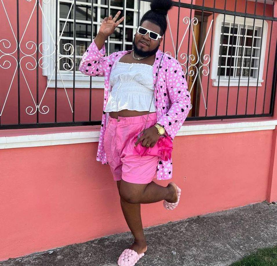 De inmediato muchas personas comenzaron a aplaudir las declaraciones de Saul Fox. 