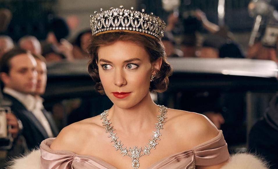  Sus papeles en la gran pantalla incluyeron roles en About Time (2013), Queen &amp; Country (2014), Jupiter Ascending (2015) y Me Before You (2016). Pero sin duda, ha sido The Crown la serie que la consolidó como actriz. Aquí interpretó a la Princesa Margarita de Inglaterra. Le dijo a The Guardian que guardaba una foto de Margaret en su habitación. “Quería intentar encontrar la persona que era antes de que se endureciera, antes de que se volviera amargada y se odiara a sí misma”, explicó Kirby.