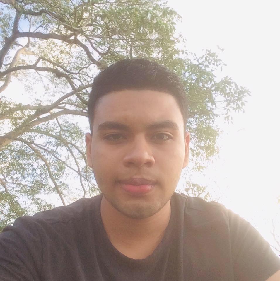 Quién es Oliver Kan, joven aspirante a alcalde que no pudo votar por él mismo