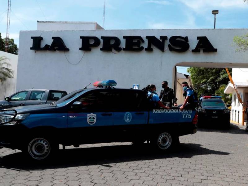 Las instalaciones del diario La Prensa de Nicaragua permanecen bajo el control de la policía desde hace un año, mientras su personal de Redacción tuvo que exiliarse.