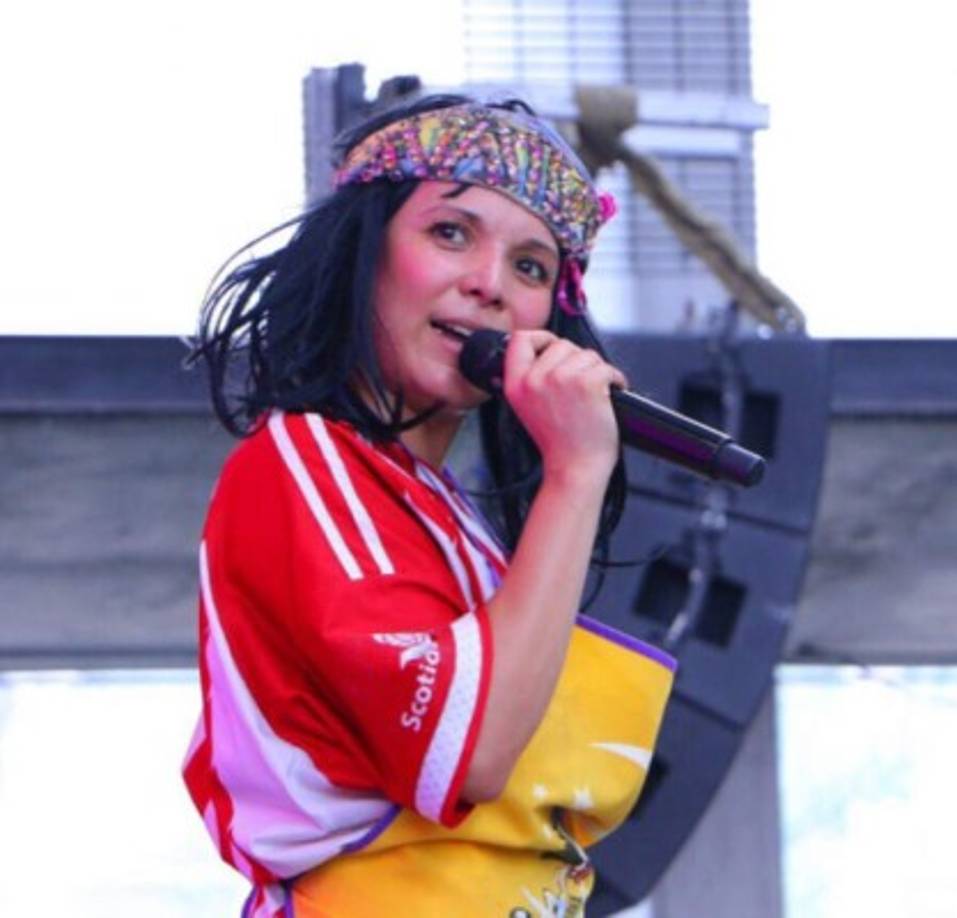 Karla era famosa por ser, 'La comadre morena”, del programa 'Las Lavanderas' que se transmitía por Telehit.