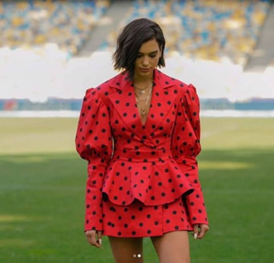 El centrocampista blanco y la intérprete se conocieron el pasado fin de semana en Kiev con motivo de la final de la gran competición europea y, según la CNN turca, su relación habría ido a más tras el choque.