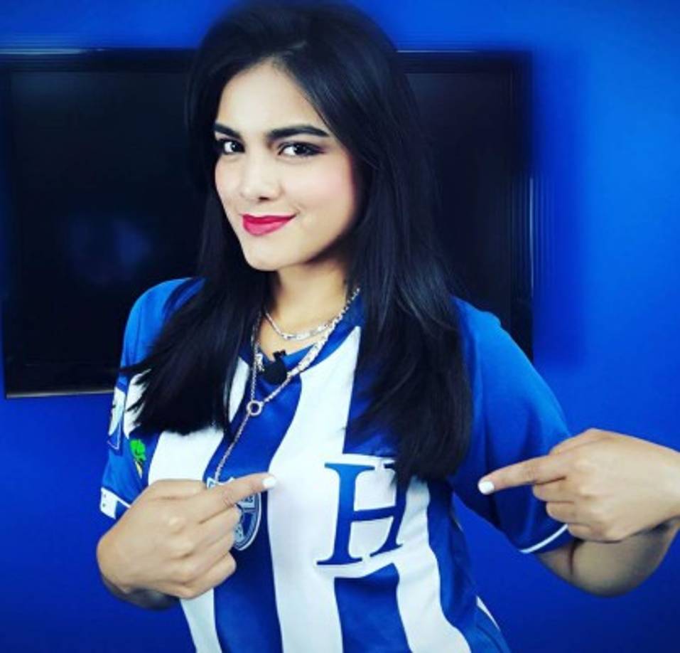 Lilian Mata es una fiel aficionada a la Selección de Honduras.