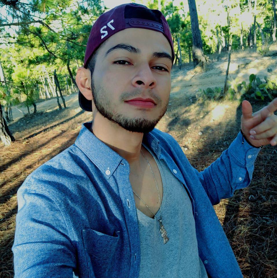 Alex salió con sus dos mejores amigos y ahora uno de ellos está acusado de matarlo en Georgia