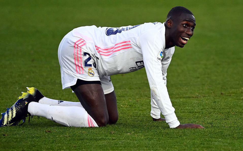 Mendy sufre una lesión en el abductor izquierdo