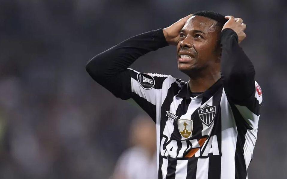 Fiscalía italiana pide orden de arresto y extradición de Robinho