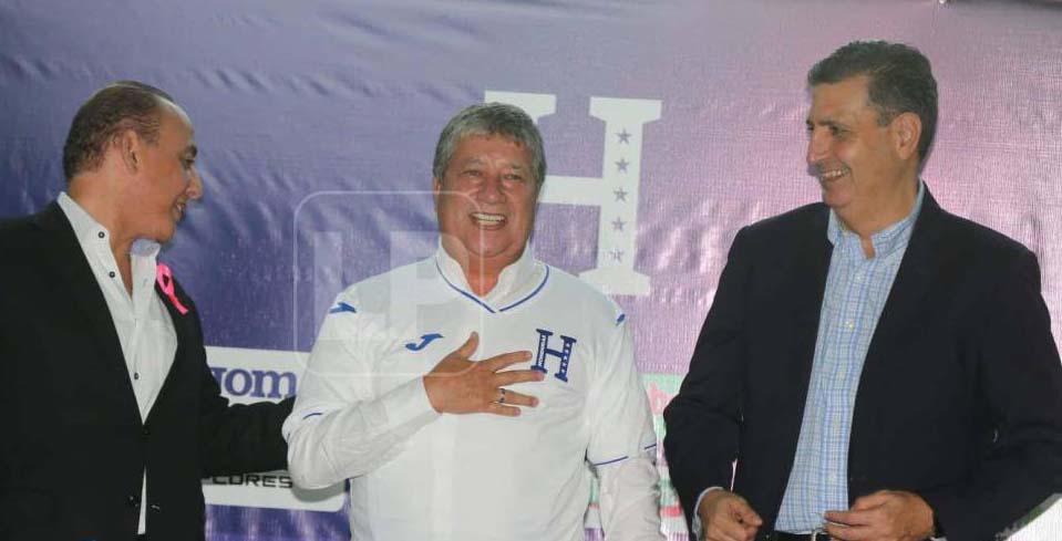 “Bolillo” Gómez fue presentado en octubre del 2021 como DT de Honduras.