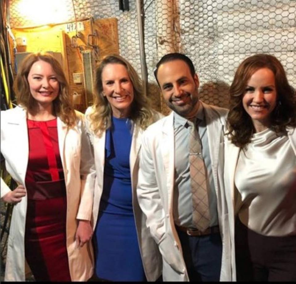 Tras obtener su título de médico, pasó a ser uno de los cirujanos estrellas del Beverly Hills Center for Plastic and Laser Surgery donde se operan varias celebridades del mundo del entretenimiento.