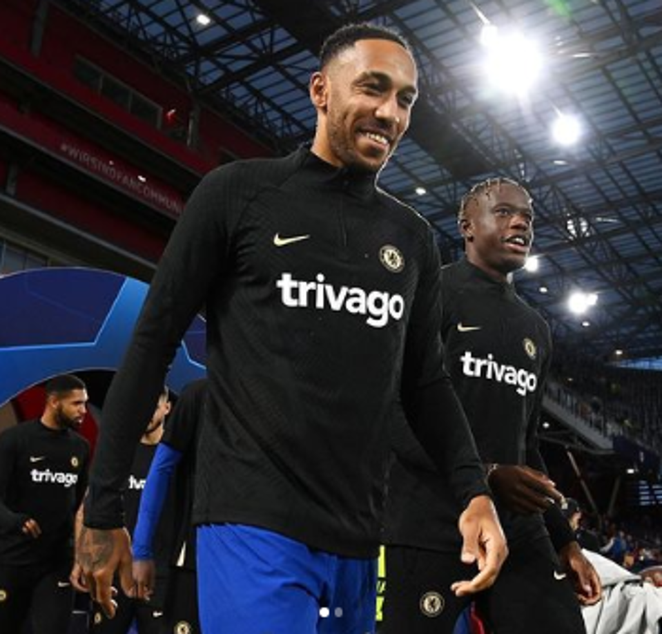 Todo parece indicar que Aubameyang regresaría al Barcelona ya que el futbolista habría dado el visto bueno para la rebaja sustancial de la ficha y cuenta con la aprobación deportiva de Xavi.