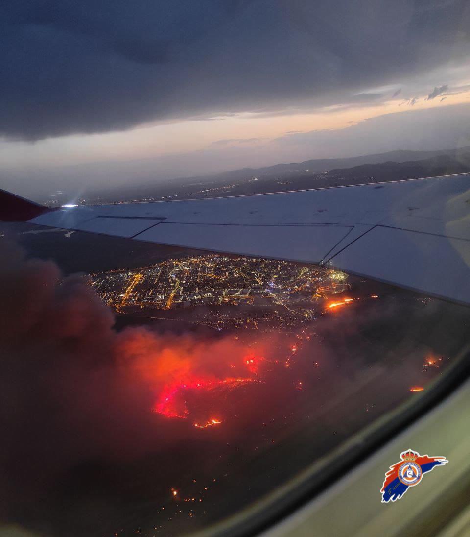 Un muerto y  miles de evacuados por incendio en Madrid