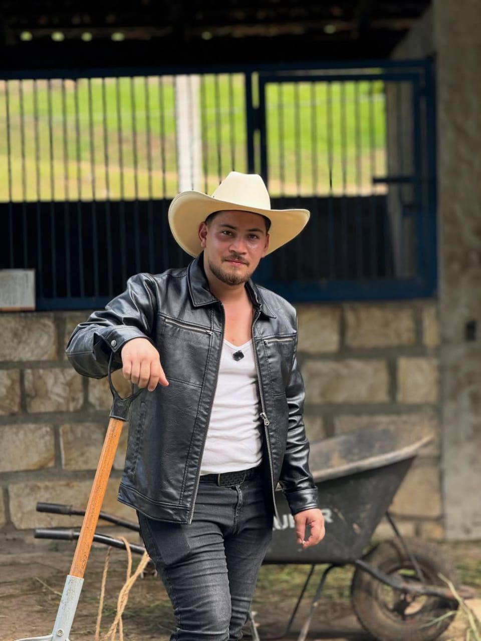 Humor y cercanía: los últimos videos publicados por Hernán Martínez