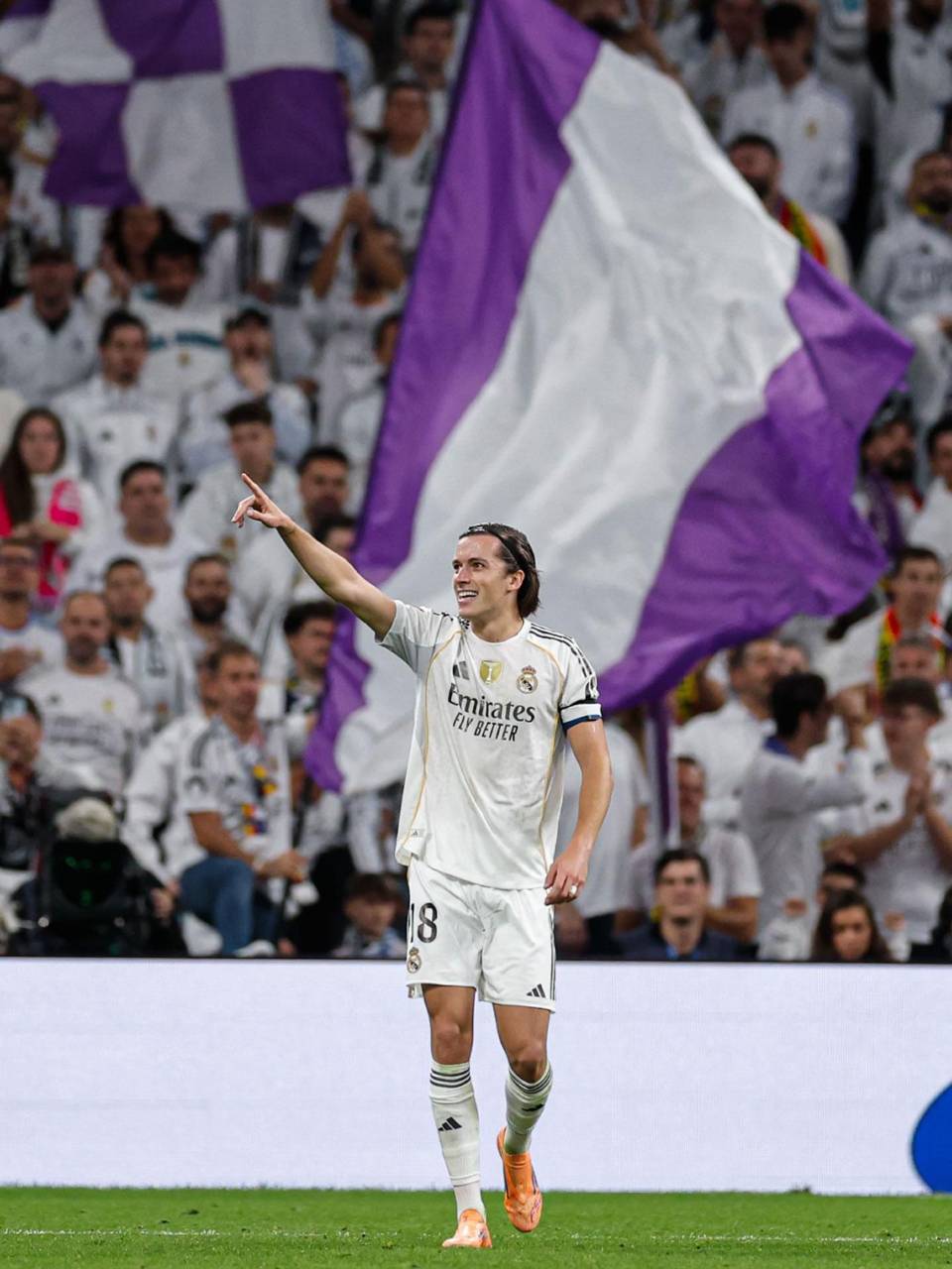 Álvaro Carreras le puso la cereza al pastel con un golazo para el 4-0 del Real Madrid.