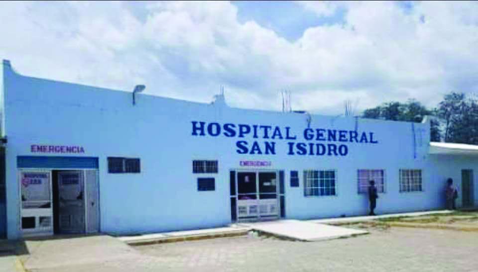 Atacan a balazos a dos amigos en Colón, uno murió