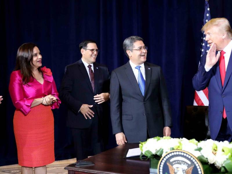 Trump y Juan Orlando Hernández durante un encuentro oficial en 2019.