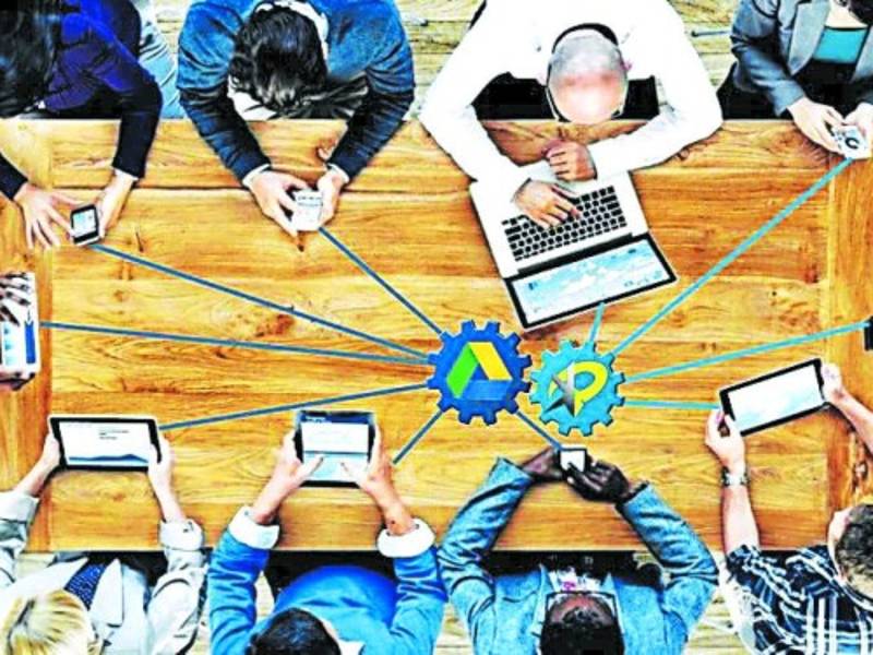 La empresa Google mantiene su filosofía de trabajo.