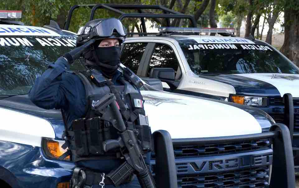 Sicarios matan a Rubí Jiménez frente a una floristería