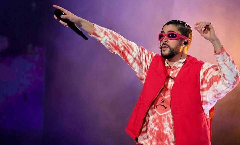 Una de las estrellas más importantes de la música, pero también un apasionado del deporte. Una nueva compañía que ha entrado con fuerza y controversia en la MLB. Así es Rimas Sports, la agencia de representación liderada por un Bad Bunny que también busca el éxito masivo en el béisbol.