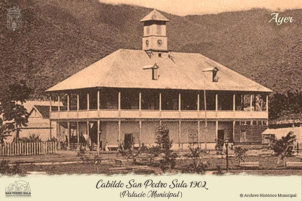 Así lucía la municipalidad en 1902, cuando aún era considerado un cabildo.