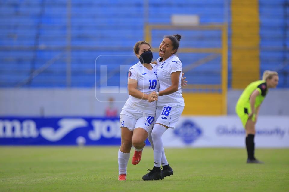 Linda Moncada anotó uno de los cuatro goles.