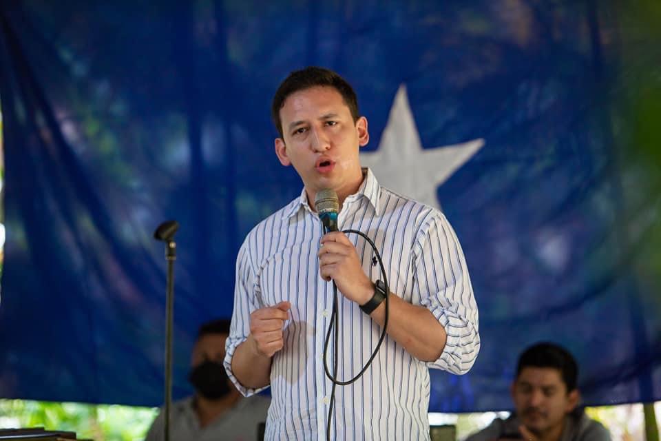 Rolando Barahona arremete contra autoridades del Partido Nacional tras expulsión