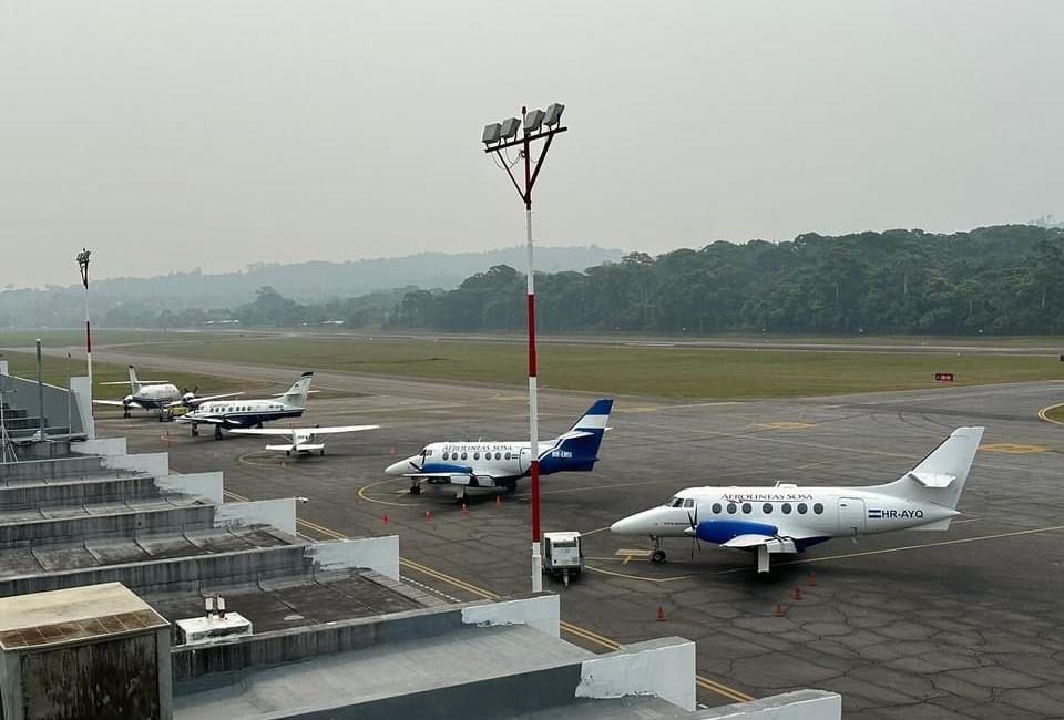 ¿Qué aeropuertos están operando este martes 28 de mayo en Honduras?